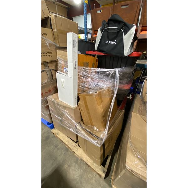 PALLET OF HURRICANE VASES, TO GO CUPS, CANDLE WICKS & ASSORTED EVENT ITEMS