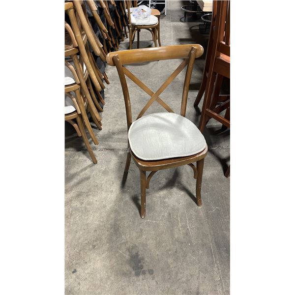 STACK OF 8 DARK WOOD CROSS BACK COMMERCIAL STACKING EVENT CHAIRS WITH CUSHIONS