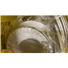Image 3 : 5 CRATES OF ASSORTED COMMERCIAL RESTAURANT DISHWARE