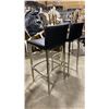Image 3 : PAIR OF BLACK PADDED CHROME METAL FRAMED BAR CHAIRS 31"H