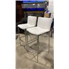 Image 2 : PAIR OF WHITE PADDED CHROME METAL FRAMED BAR CHAIRS 31"H