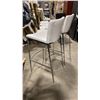 Image 6 : PAIR OF WHITE PADDED CHROME METAL FRAMED BAR CHAIRS 31"H