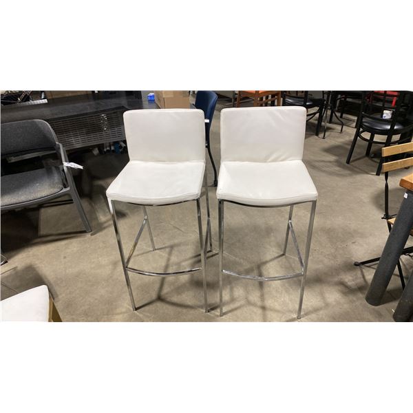 PAIR OF WHITE PADDED CHROME METAL FRAMED BAR CHAIRS 31"H