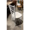 Image 2 : STACK OF 8 WHITE WOOD BAMBOO LOOK COMMERCIAL STACKING EVENT CHAIRS WITH CUSHIONS