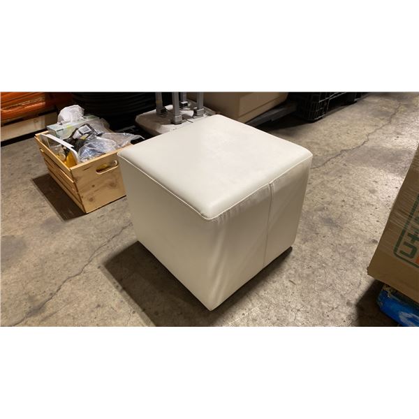 SHELF OF 10 WHITE VINYL COMMERCIAL EVENT DISPLAY CUBES / OTTOMANS