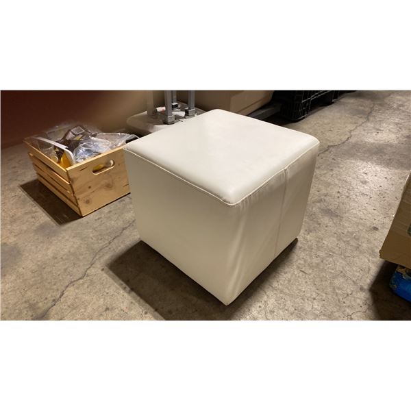 SHELF OF 10 WHITE VINYL COMMERCIAL EVENT DISPLAY CUBES / OTTOMANS