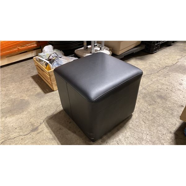 SHELF OF 10 BLACK VINYL COMMERCIAL EVENT DISPLAY CUBES / OTTOMANS