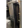 Image 5 : 4 BLACK MODERN COMMERCIAL EVENT VINYL 3 SEAT SOFAS