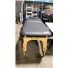 Image 2 : SIERRA COMFORT BLACK COMMERCIAL FOLDING PORTABLE MASSAGE BED