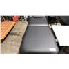 Image 3 : SIERRA COMFORT BLACK COMMERCIAL FOLDING PORTABLE MASSAGE BED