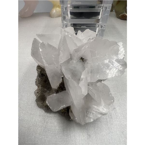 3.1 INCH CLACITE CHIP FORMATION WITH PYRITE SPECIMEN