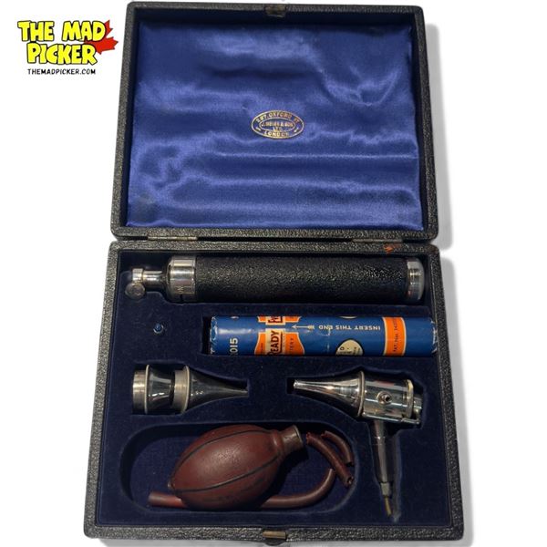 Vintage Weiss Doctors Otoscope With Original Case