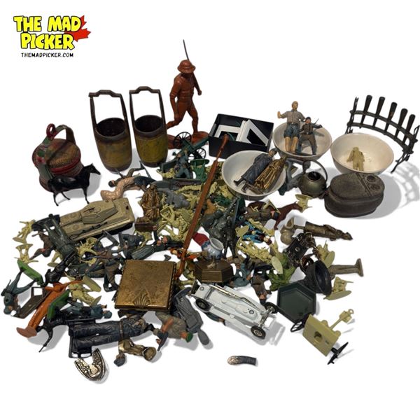 Assorted Vintage Miniature-Small Toys (Military, Animals)