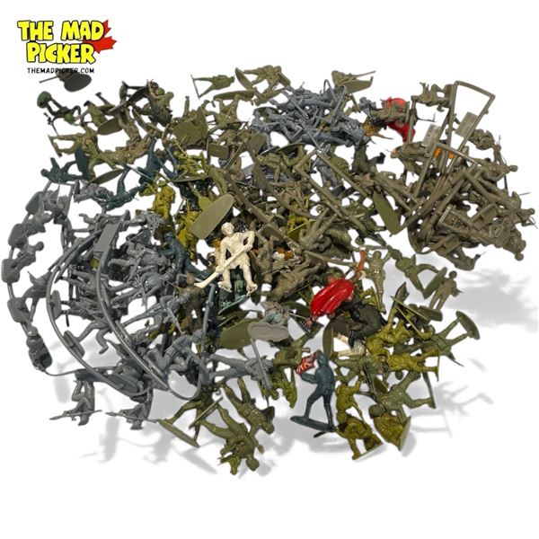 Assorted Vintage Military Small Size Toys