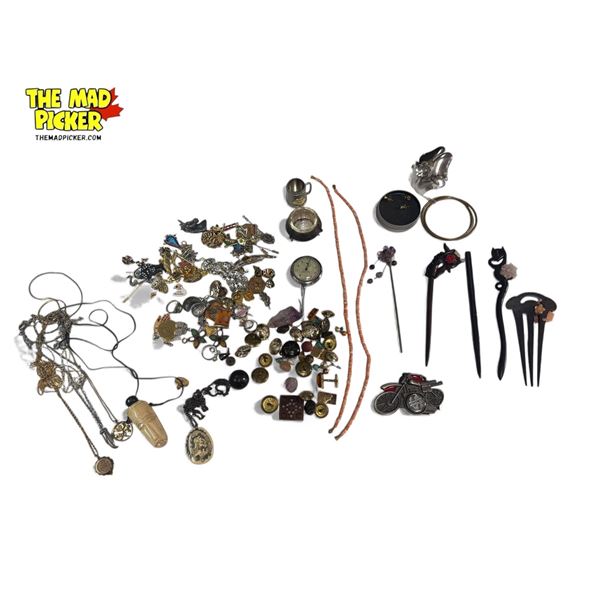 Vintage Variety: New Haven Pedometer, Military Buttons, Jewellery, & More