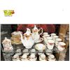 Image 2 : 78pcs Of Royal Albert Old Country Roses Chinaware