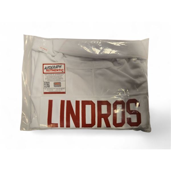 Eric Lindros Hand-Autographed Team Canada Jersey N0. "88" - with COA