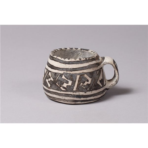 Prehistoric Anasazi Mesa Verde Black-on-White Mug, ca. 1100–1300 AD