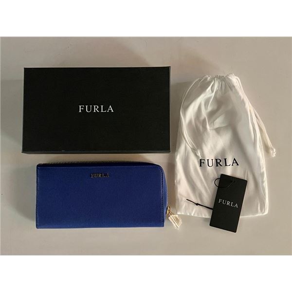 Furla Babylon XL Zip around L Wallet