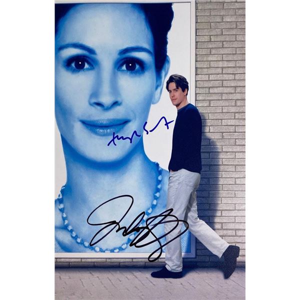 Notting Hill Julia Roberts and Hugh Grant facsimile signed movie photo