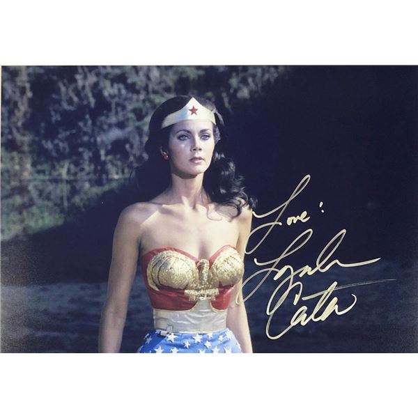 Wonder Woman Lynda Carter signed photo
