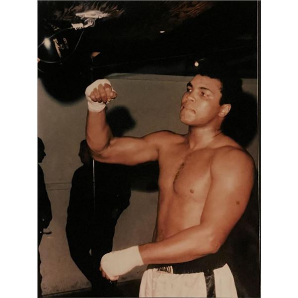 Boxer Muhammed Ali Unsigned Photo