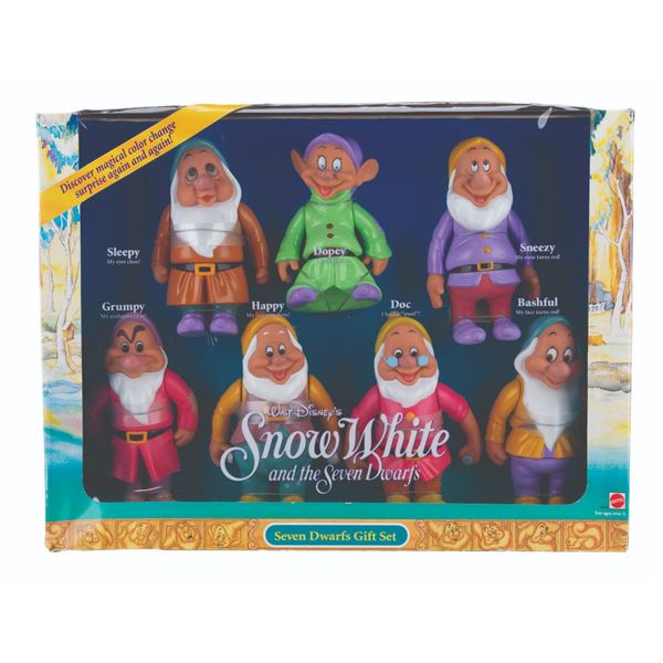 A Magic Color Change Doll Seven Dwarfs Gift Set.