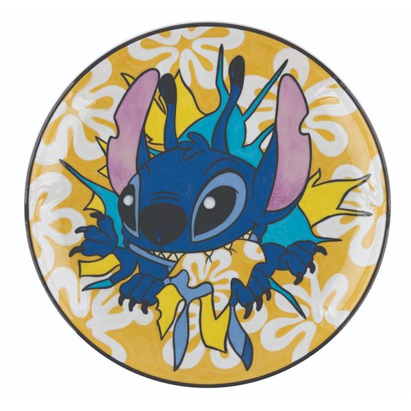 An Elisabete Gomes Stitch "Aloha!" Charger Plate.