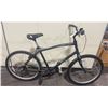 Image 2 : CCM WESTON BLUE 7 SPEED TILT FRAME HYBRID STYLE MOUNTAIN BIKE