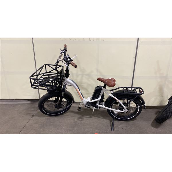 RAD POWER BIKES RIDE RAD WHITE  7 SPEED FRONT SUSPENSION ELECTRIC BIKE WITH FULL DISC BRAKES