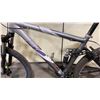 Image 2 : KHS SILVER 21 SPEED MOUNTAIN BIKE WITH FRONT SUSPENSION AND DISC BRAKES