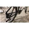 Image 4 : KHS SILVER 21 SPEED MOUNTAIN BIKE WITH FRONT SUSPENSION AND DISC BRAKES