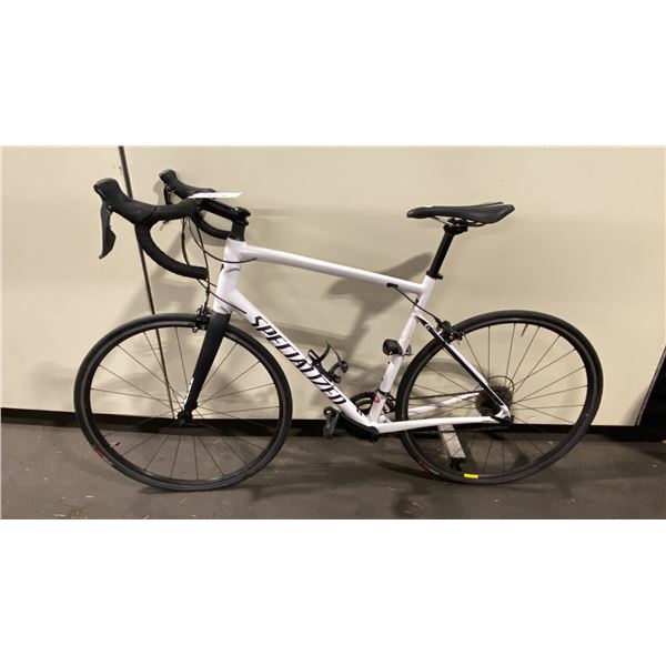 SPECIALIZED WHITE 18 SPEED TOURING BIKE