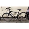 Image 1 : DEVINCI ST-TROPEZ BLACK 24 SPEED ROAD BIKE