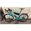 Image 1 : SPECIALIZED DIVERGE BLUE 18 SPEED TOURING BIKE WITH FULL DISC BRAKES