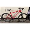 Image 2 : SPECIALIZED RED 16 SPEED FRONT SUSPENSION MOUNTAIN BIKE WITH FULL DISC BRAKES