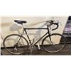 Image 5 : 2 VINTAGE ROAD BIKES: FIORI SAN REMO RED 18 SPEED & NISHIKI BLUE 15 SPEED