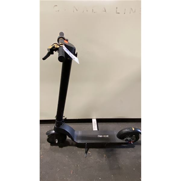 JETSON BLACK ELECTRIC SCOOTER *NO CHARGER*