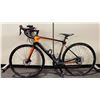 Image 1 : GIANT DEFY ADVANCED 22 SPEED BLACK ROAD BIKE WITH FULL DISC BRAKES