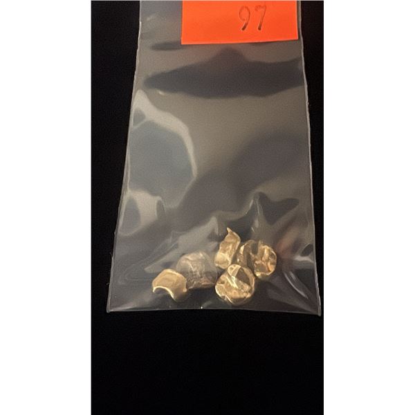 GOLD CROWNS (8.4G)