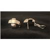Image 1 : PAIR APPROX 18K EARRINGS (7.5G)