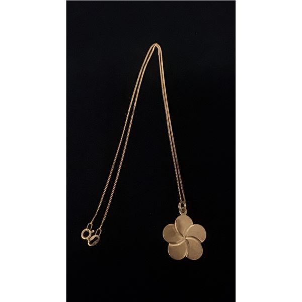 APPROX 14K CHAIN (15") WITH APPROX 14K PENDANT (3.9G)