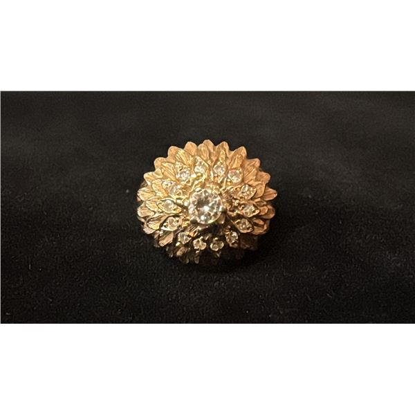 APPROX 14K LADIES RING SET WITH DIAMONDS (.015-.22CT, 8.6G)