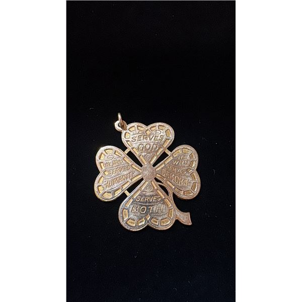 APPROX 10K FOUR LEAF CLOVER PENDANT (9.6G)