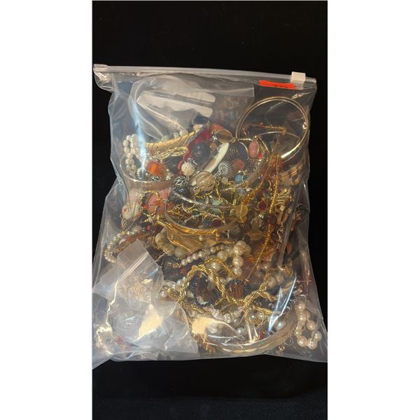 MISC COSTUME JEWELRY