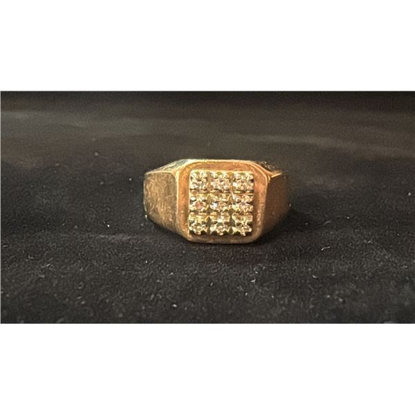 APPROX 10K+ MENS RING SET WITH DIAMONDS (5.3G)