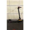 Image 2 : BLACK UNKNOWN E-SCOOTER WITH FULL DISC BRAKES *NO KEY, NO CHARGER*