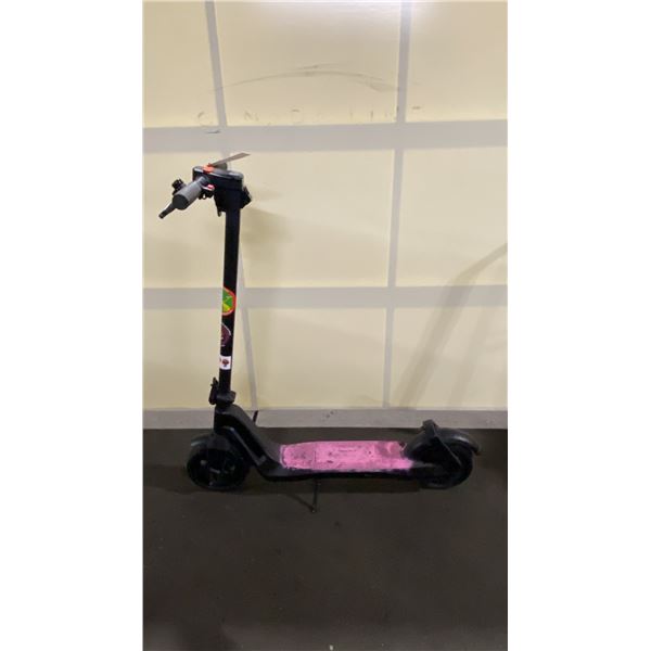 BLACK UNKNOWN E-SCOOTER *NO KEY, NO CHARGER*