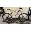 Image 2 : SCOTT GREY 11 SPEED FRONT SUSPENSION MOUNTAIN BIKE WITH FULL DISC BRAKES