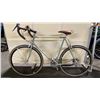 Image 1 : NO NAME GREEN 18 SPEED VINTAGE STYLE ROAD BIKE